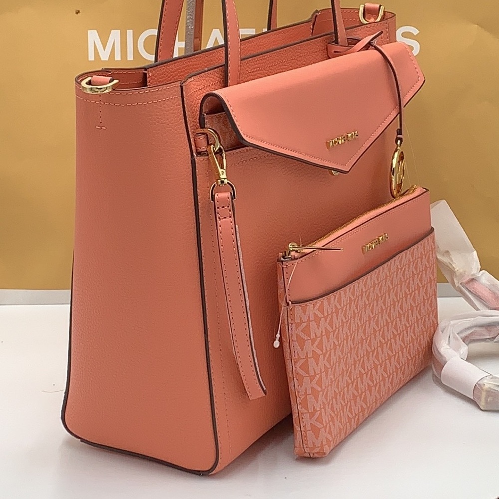 MICHAEL KORS
Maisie Large Pebbled Leather 3-in-1 Tote Bag SHERBERT SIGNATUR - Picture 13 of 16